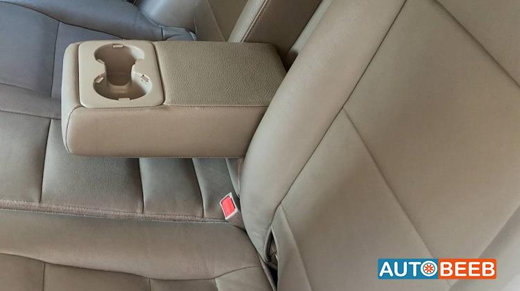 كيا سورينتو 2008