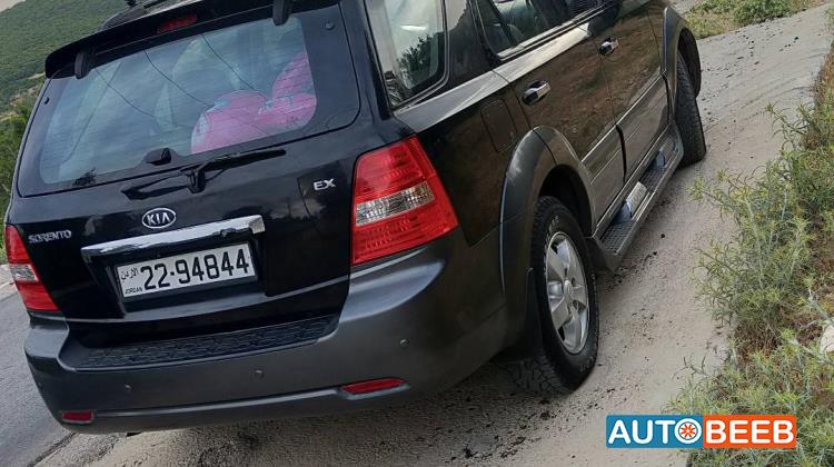 كيا سورينتو 2008