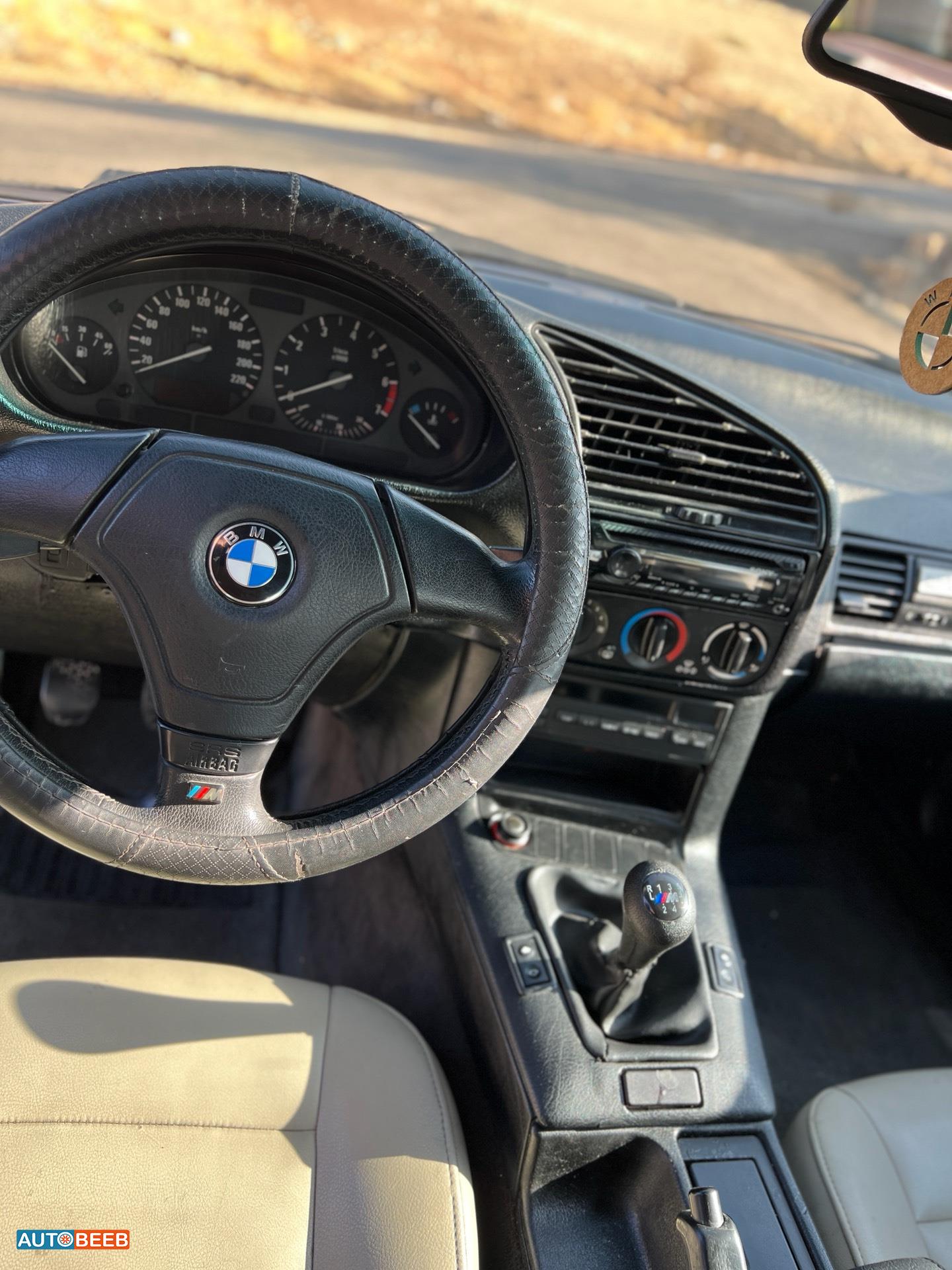 بي ام دبليو 318 1995