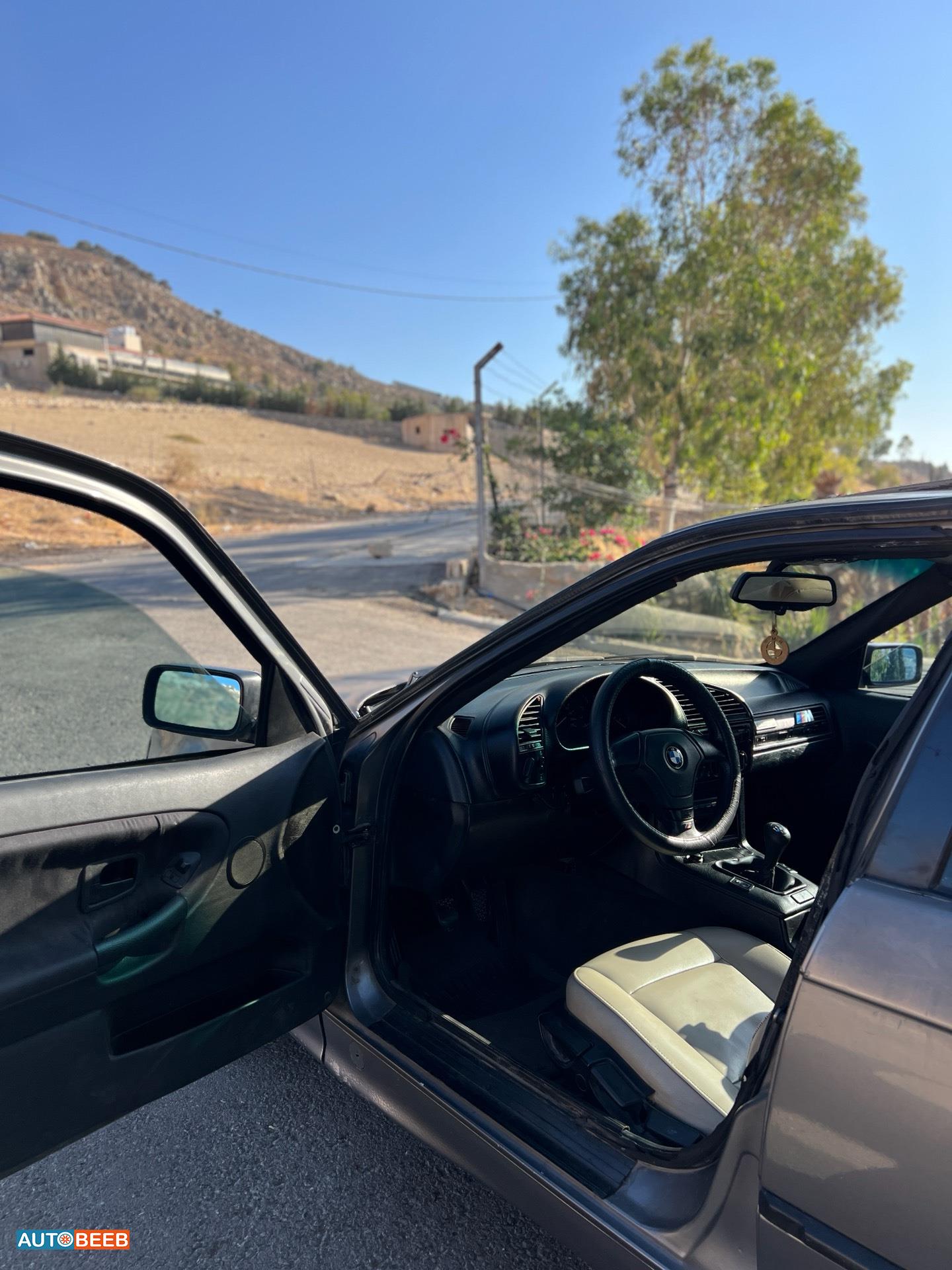 بي ام دبليو 318 1995