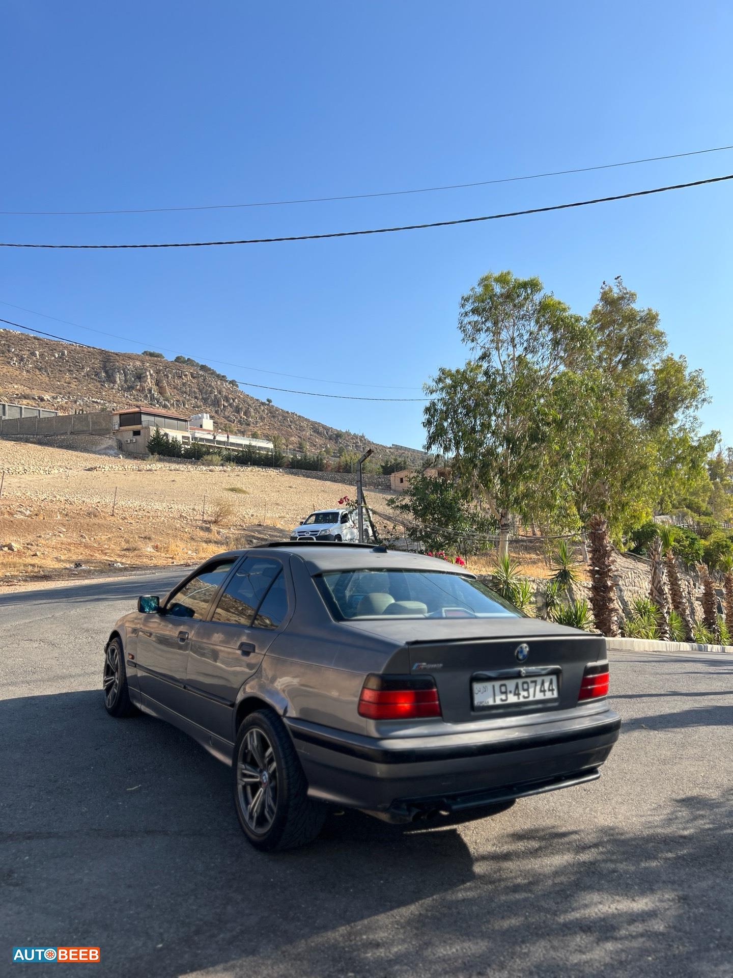 بي ام دبليو 318 1995