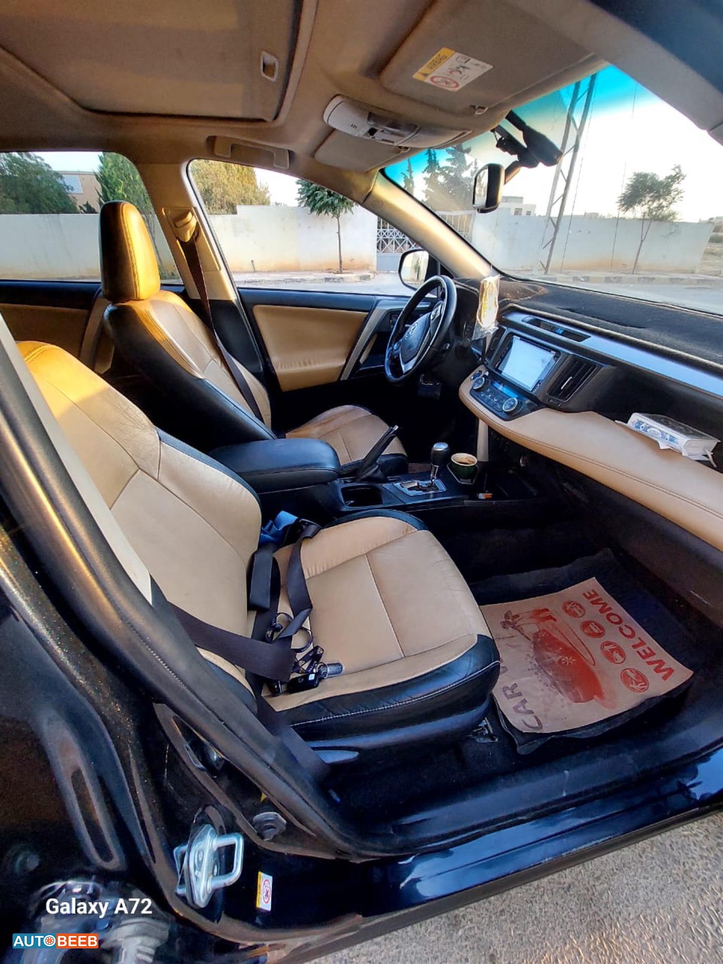 تويوتا راف فور 2017