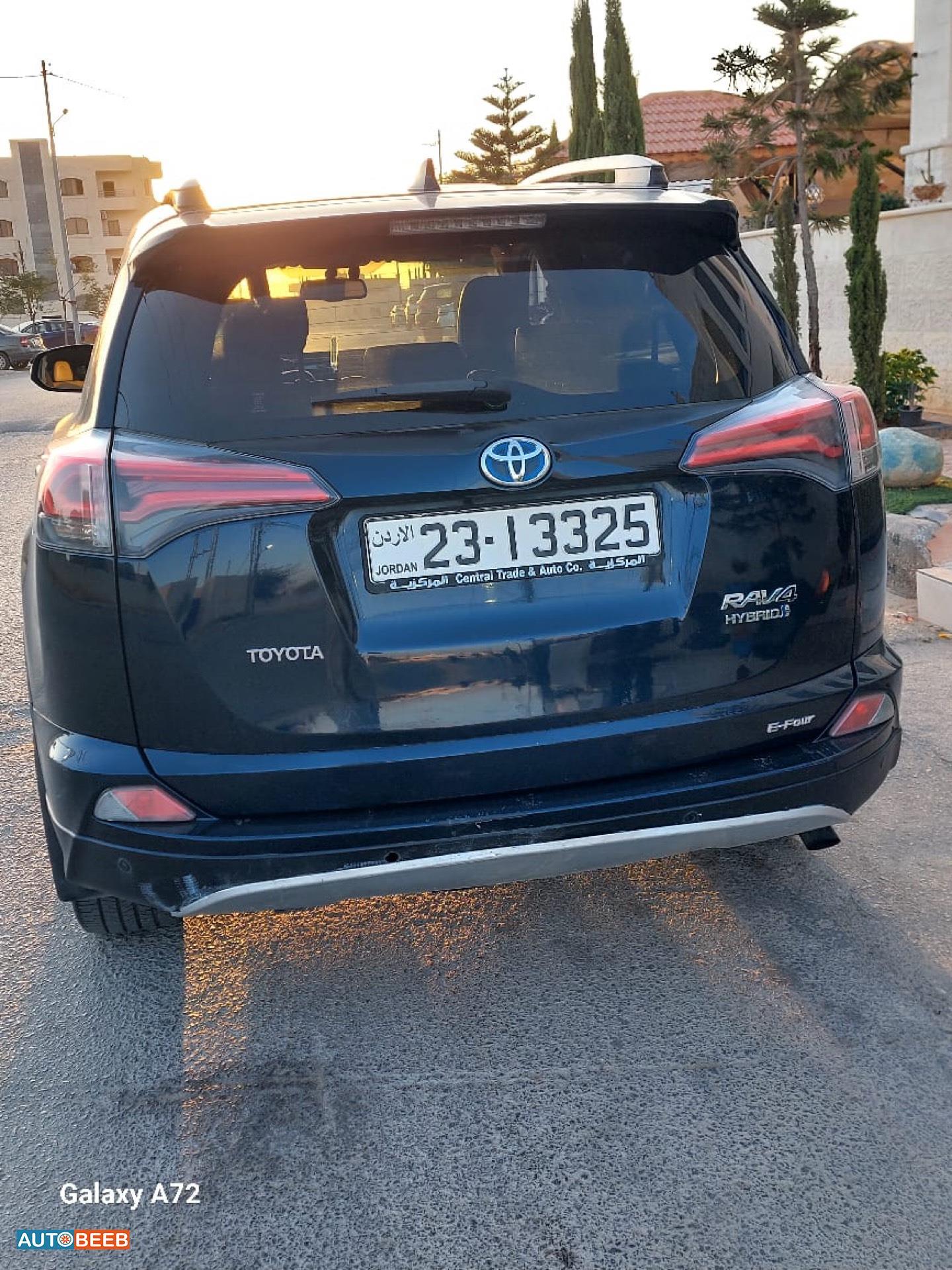 تويوتا راف فور 2017