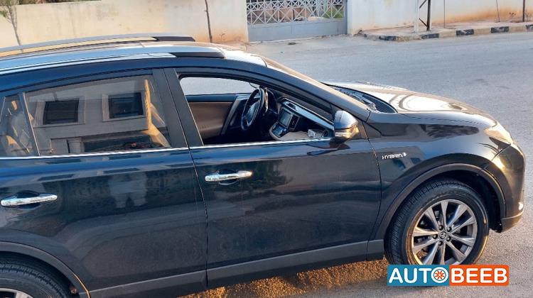 تويوتا راف فور 2017