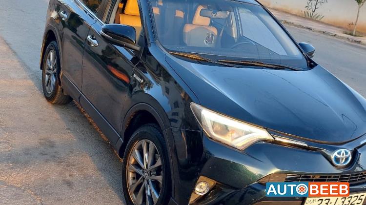 تويوتا راف فور 2017