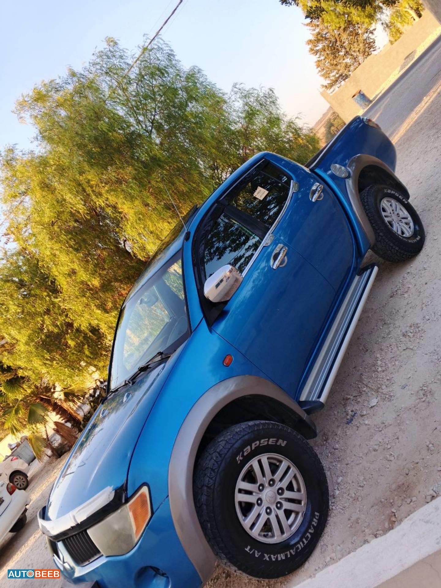 ميتسوبيشي L200 2007