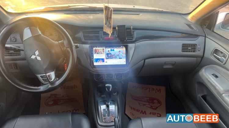 ميتسوبيشي لانسر 2005