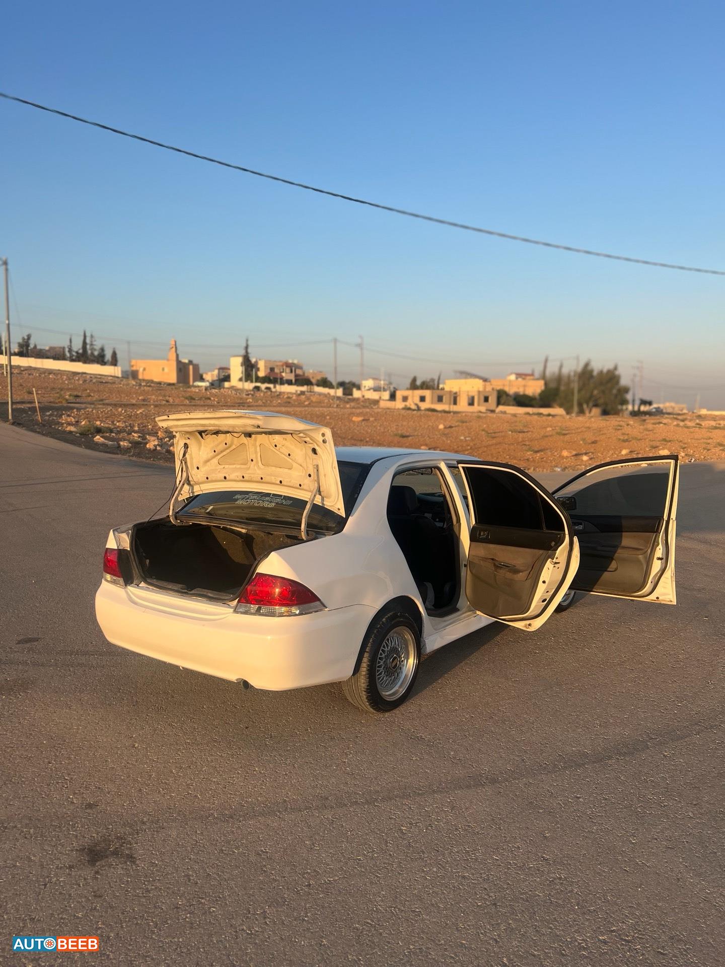 ميتسوبيشي لانسر 2005