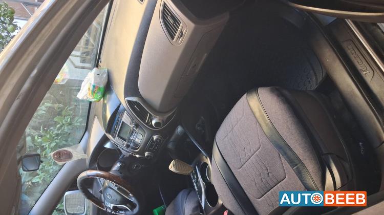 هيونداي توسان 2011