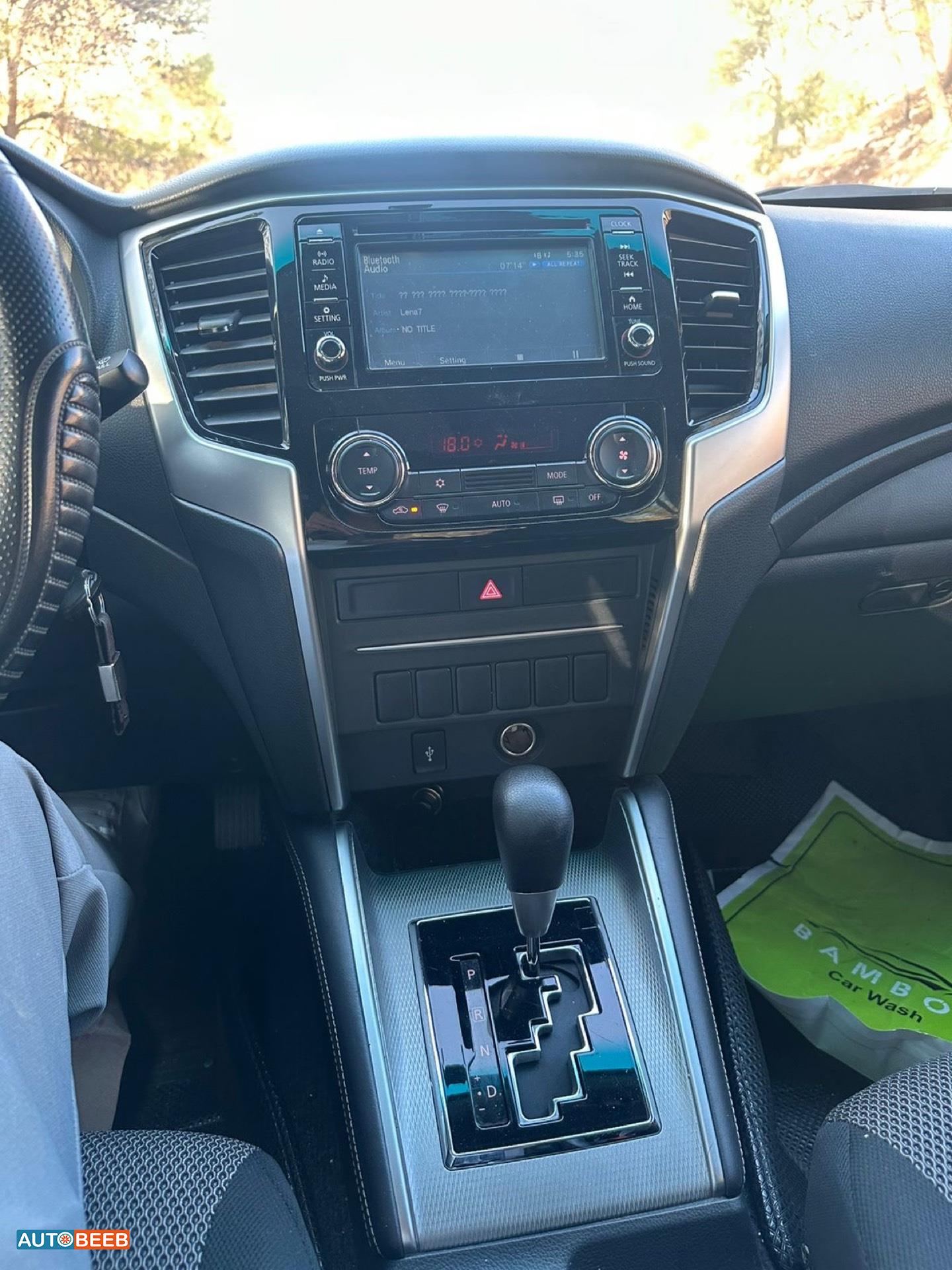 ميتسوبيشي L200 2022