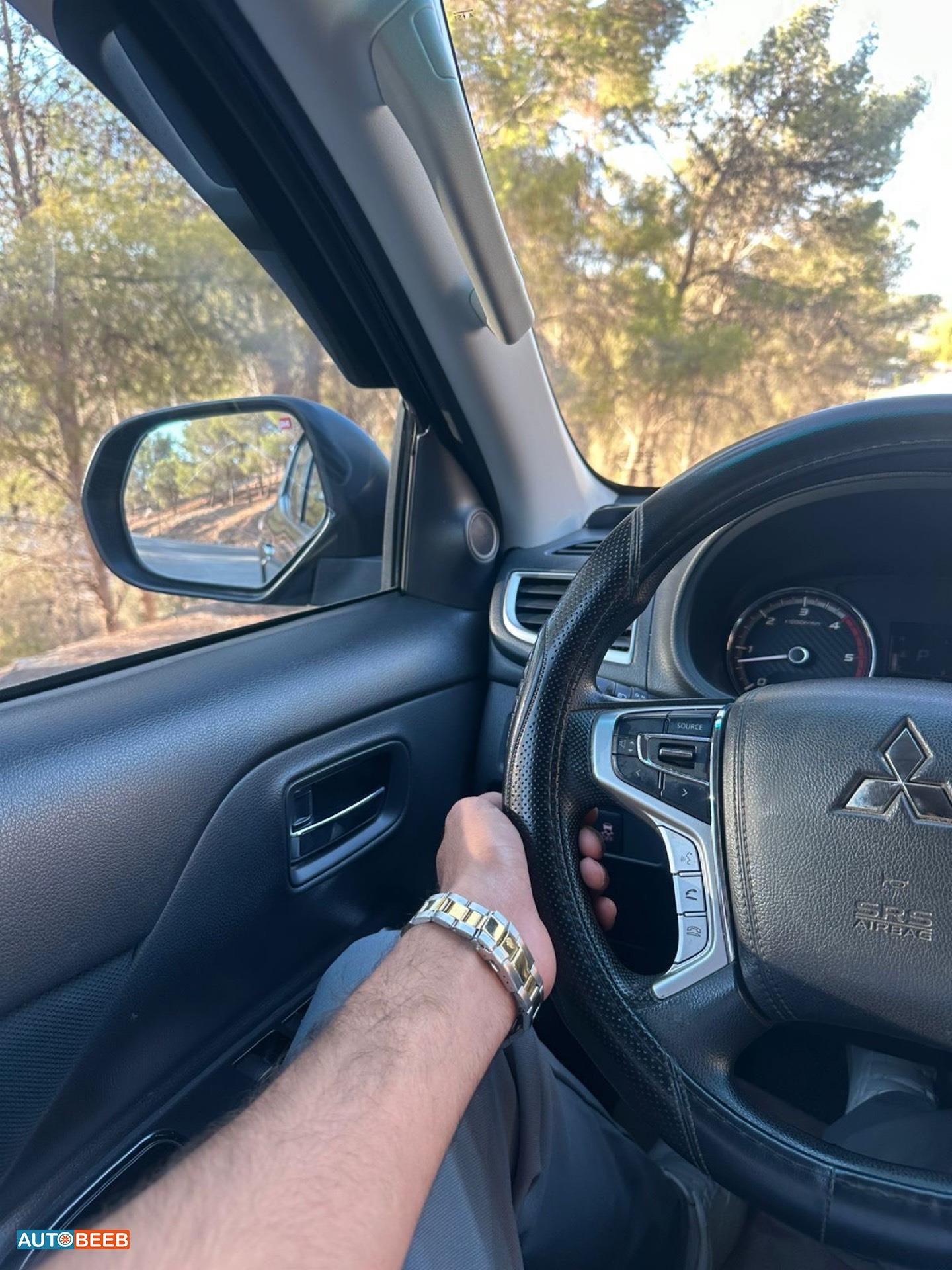 ميتسوبيشي L200 2022