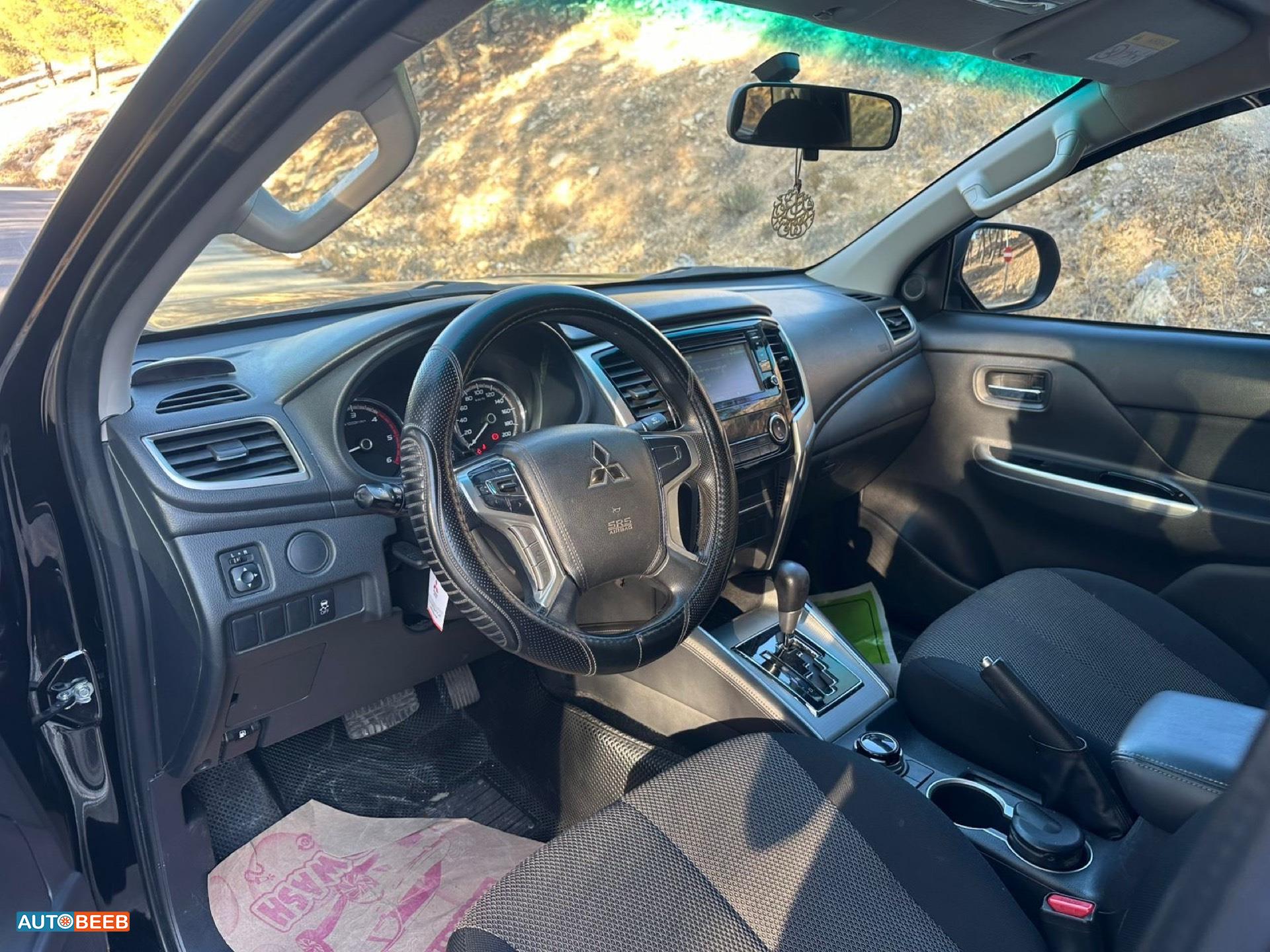 ميتسوبيشي L200 2022