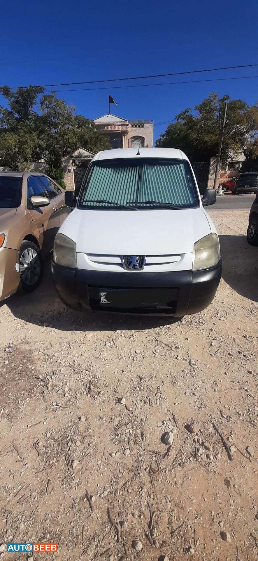 بيجو بارتنر 2012