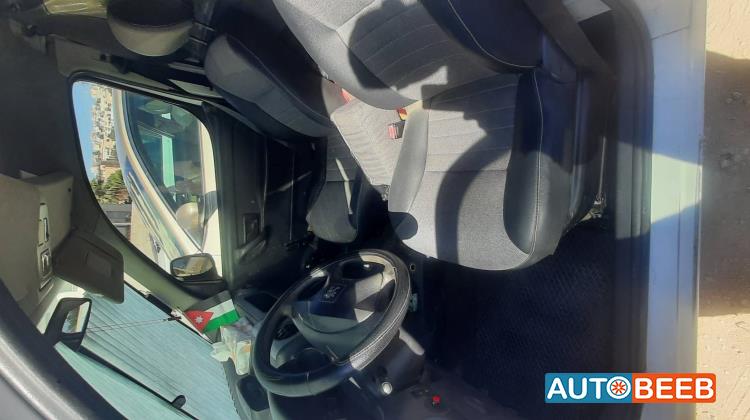 بيجو بارتنر 2012