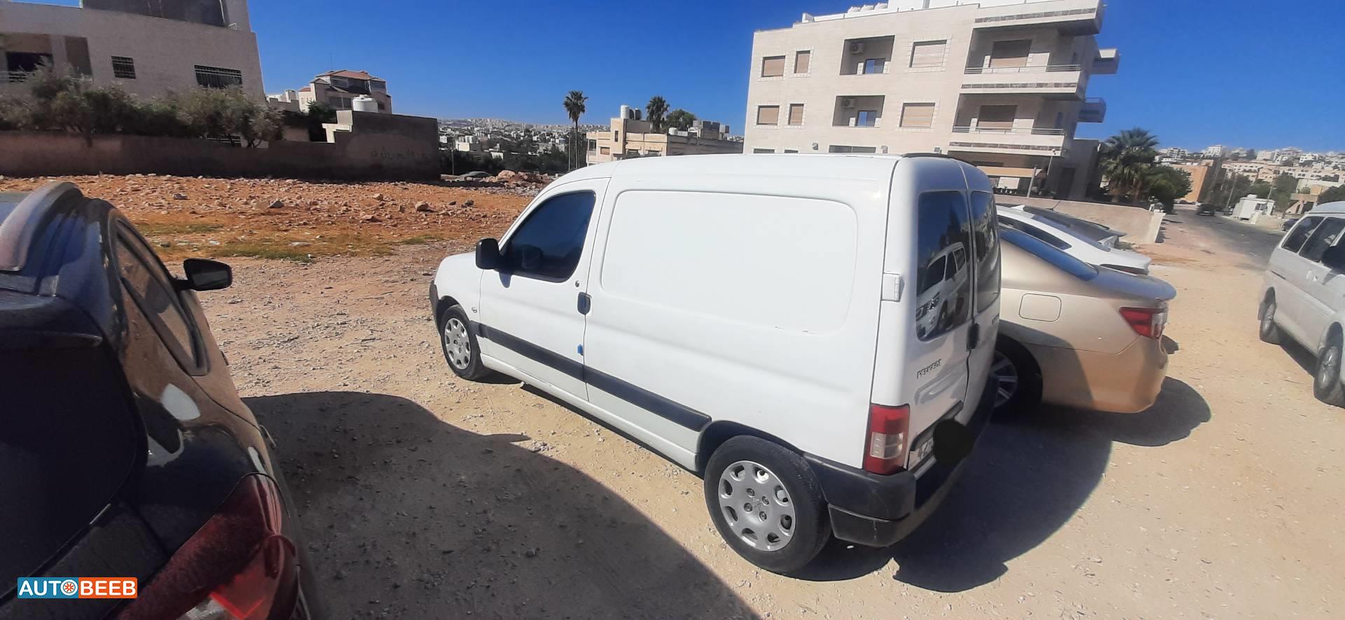 بيجو بارتنر 2012