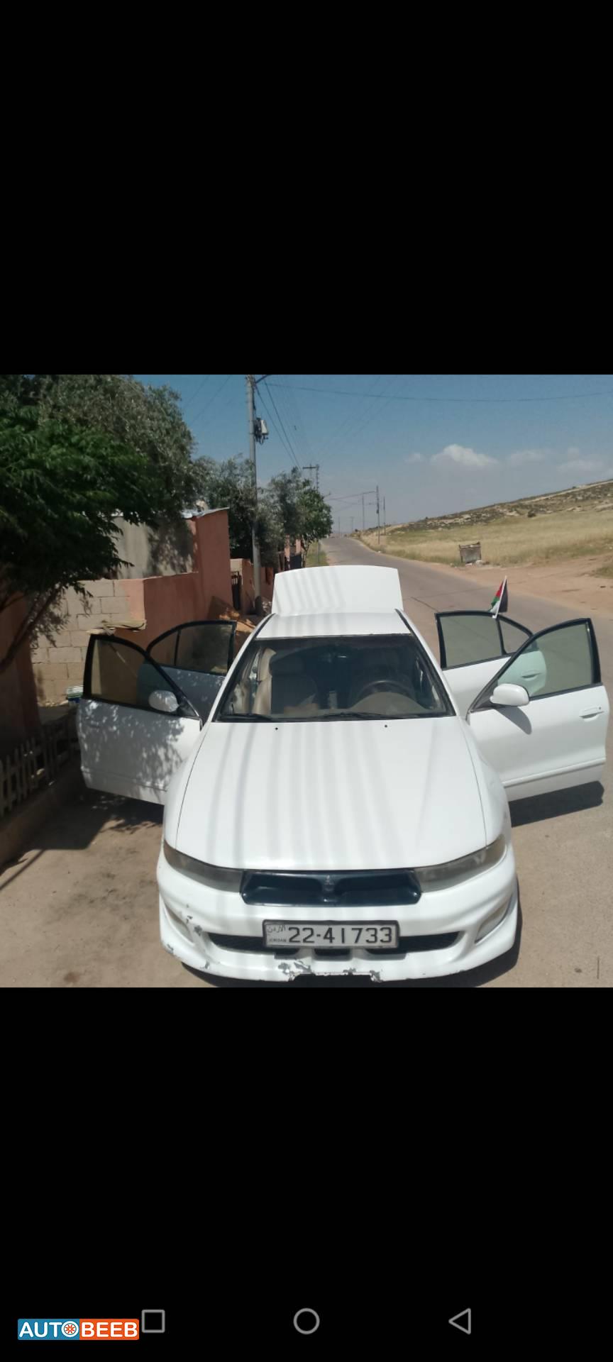 Mitsubishi Galant 2000