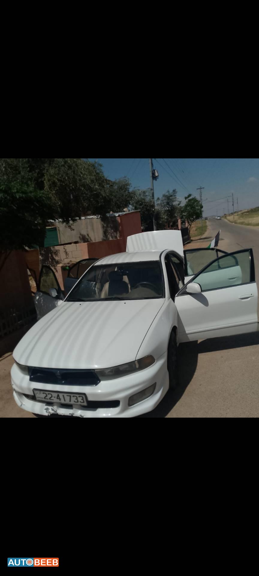 Mitsubishi Galant 2000