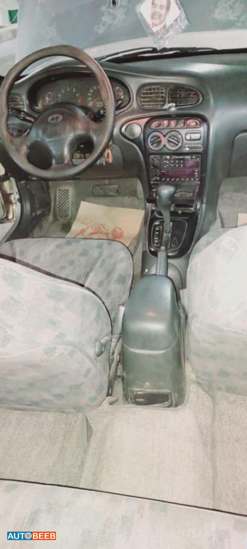 Hyundai Avante 1996