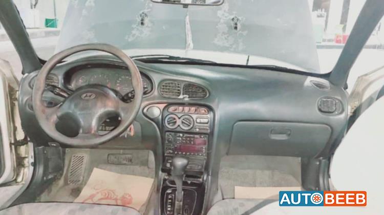 Hyundai Avante 1996