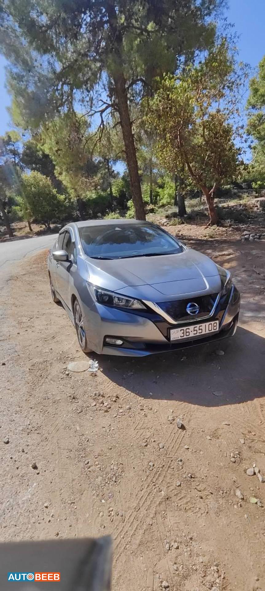 نيسان ليف 2022