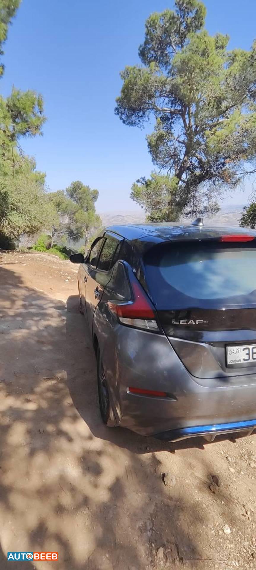 نيسان ليف 2022