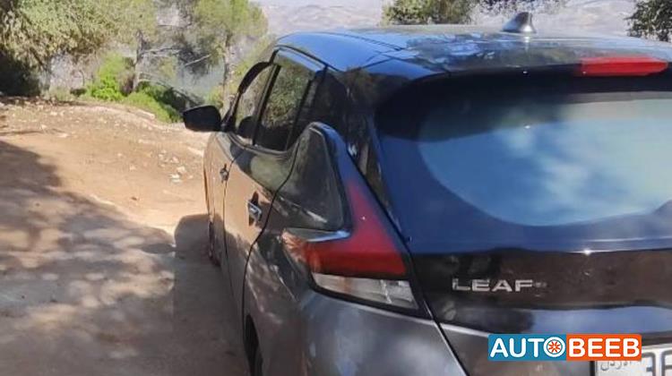 نيسان ليف 2022