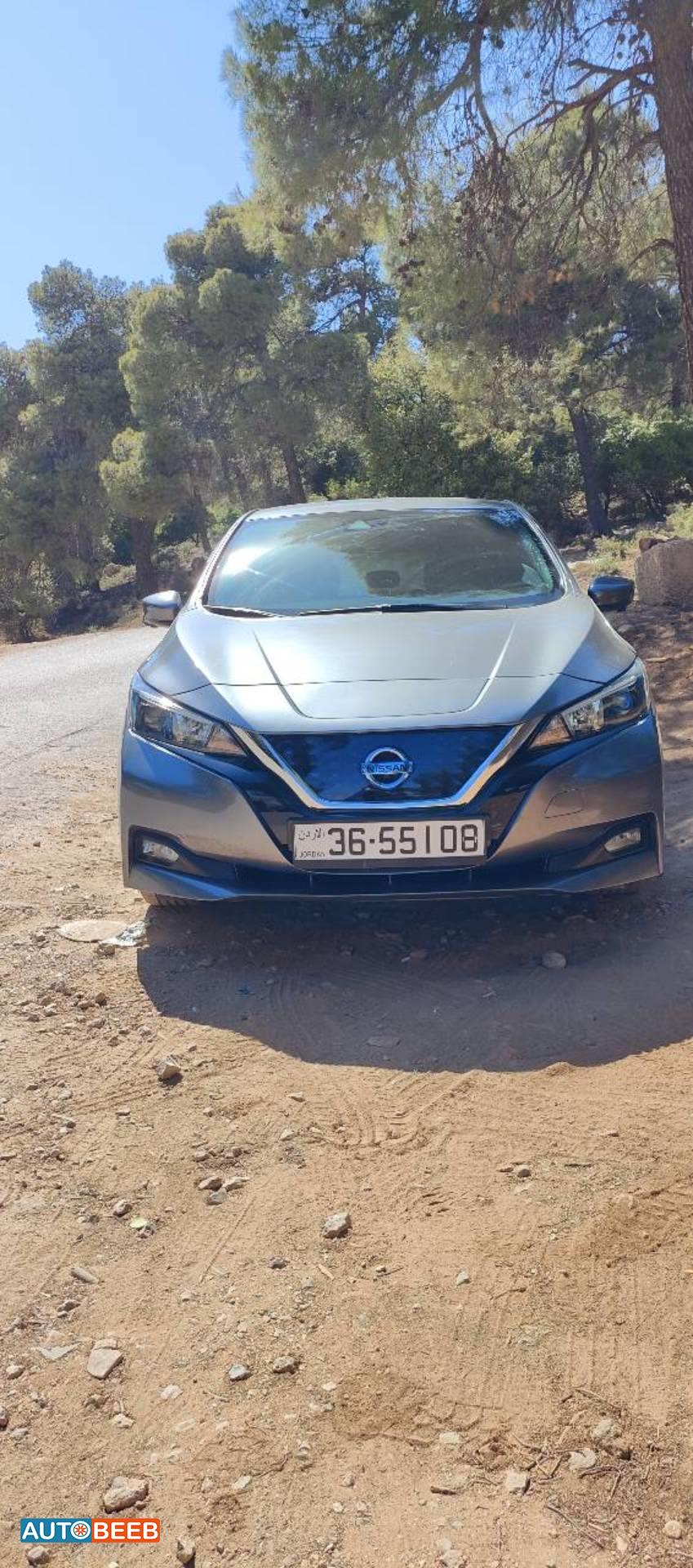 نيسان ليف 2022