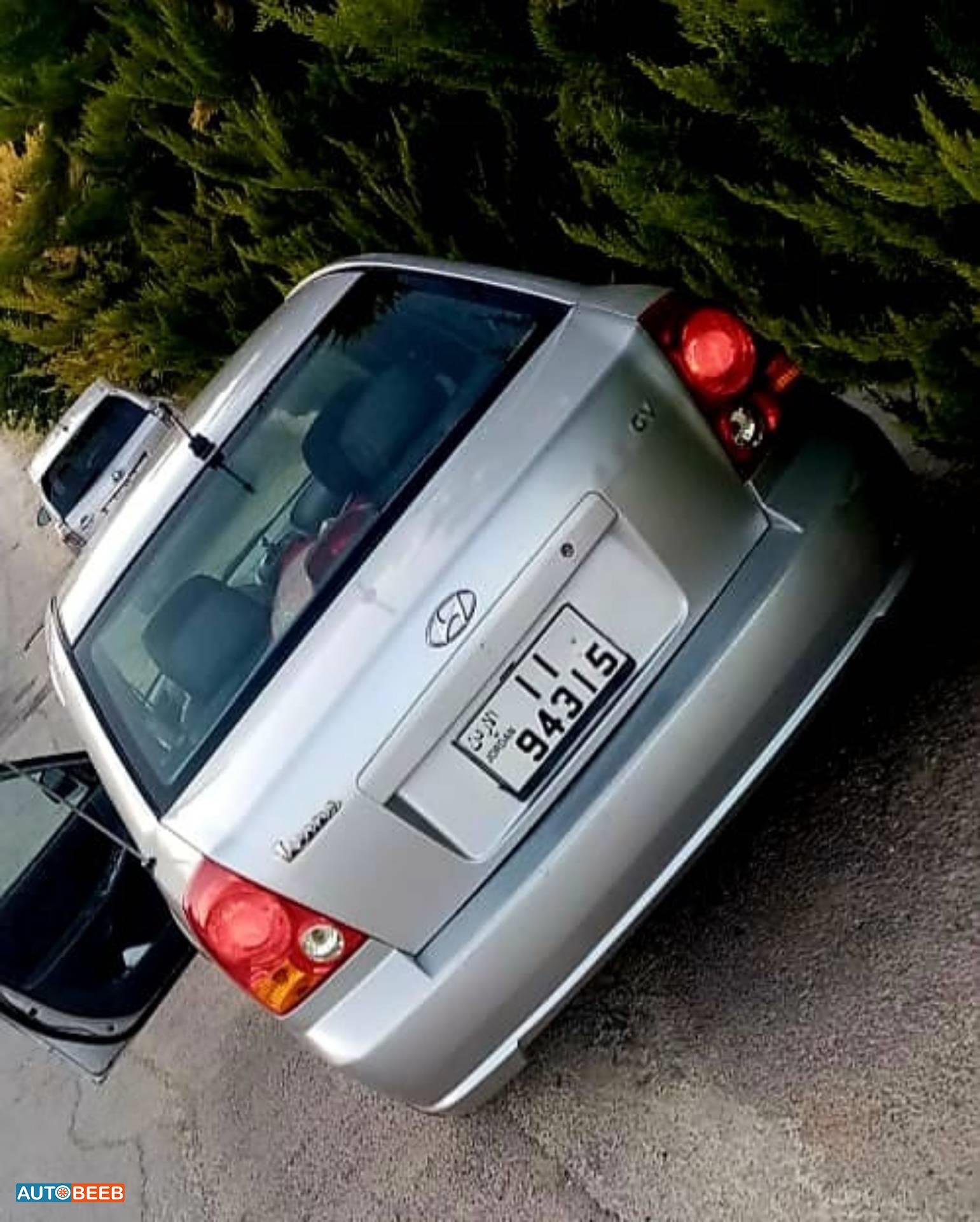 هيونداي فيرنا 2002