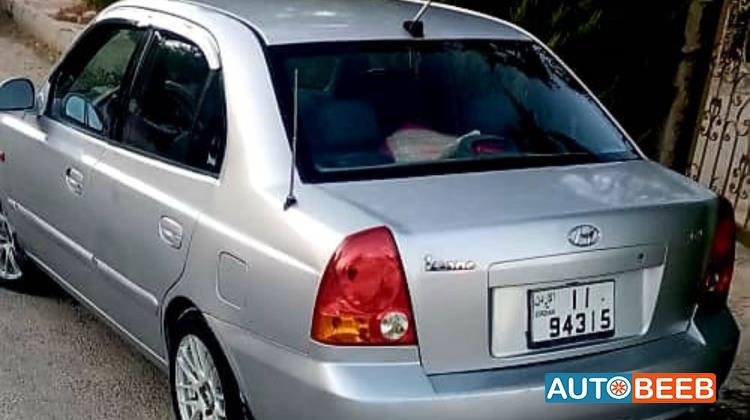 هيونداي فيرنا 2002