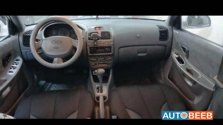 هيونداي فيرنا 2002