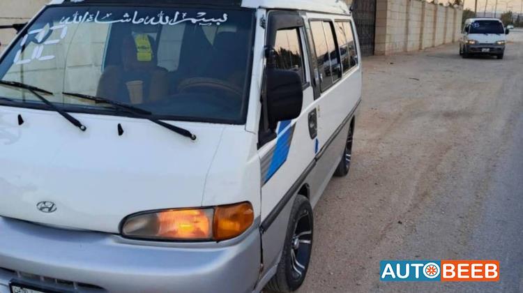 Minibus Hyundai 2002