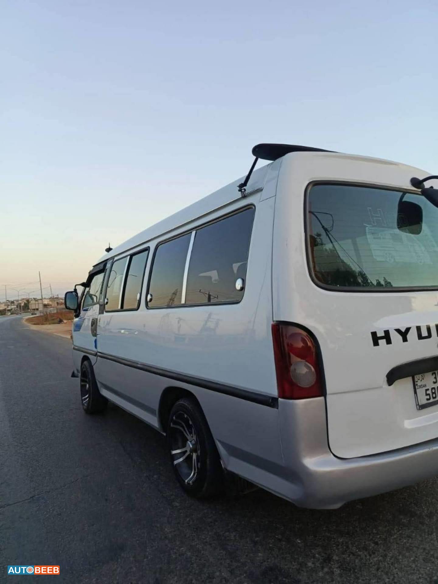 Minibus Hyundai 2002
