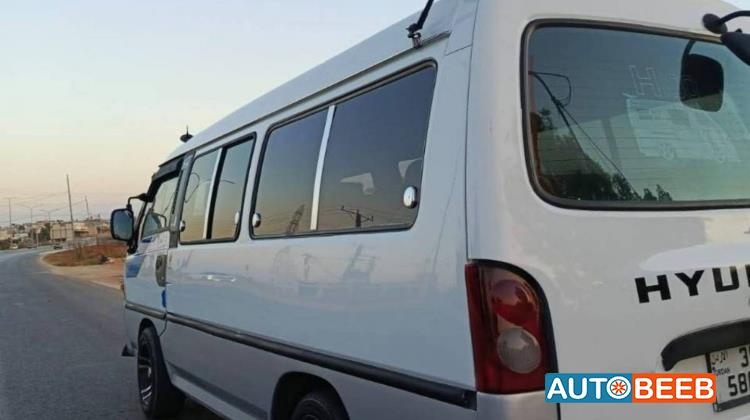 Minibus Hyundai 2002