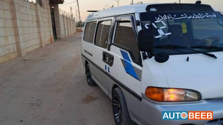 Minibus Hyundai 2002