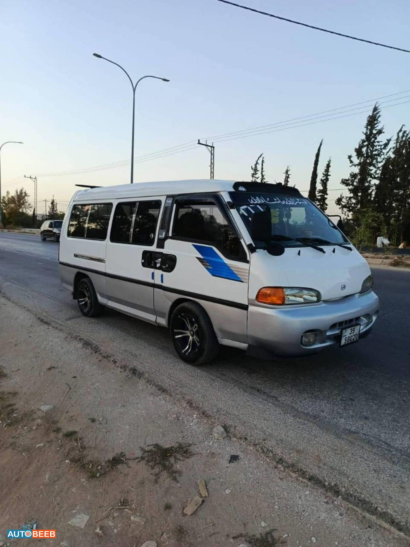 Minibus Hyundai 2002