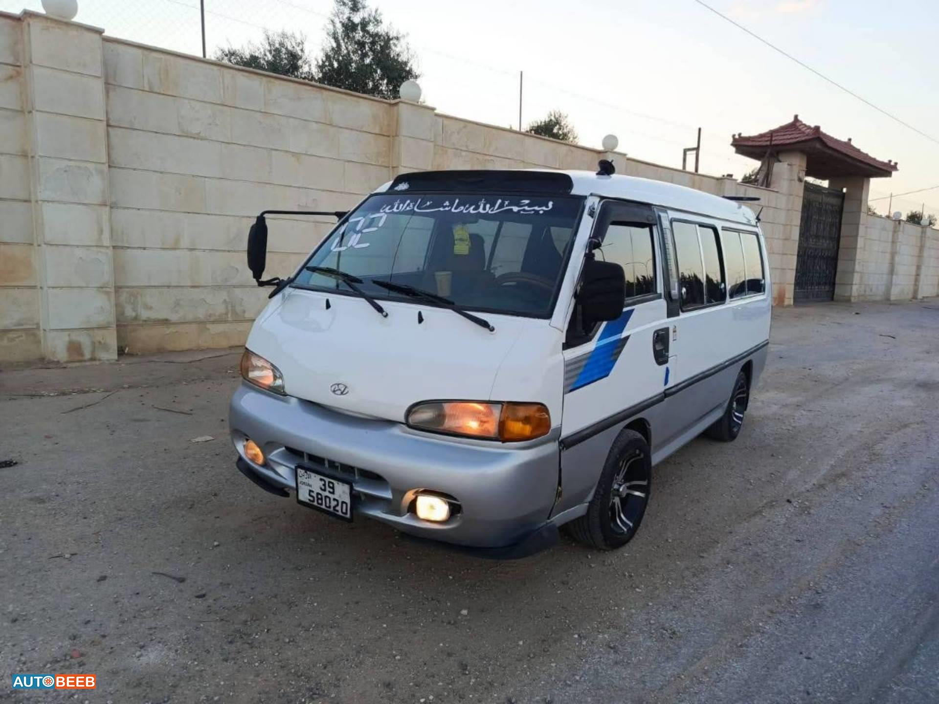 Minibus Hyundai 2002