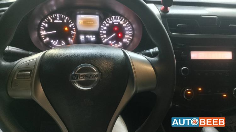 نيسان التيما 2013