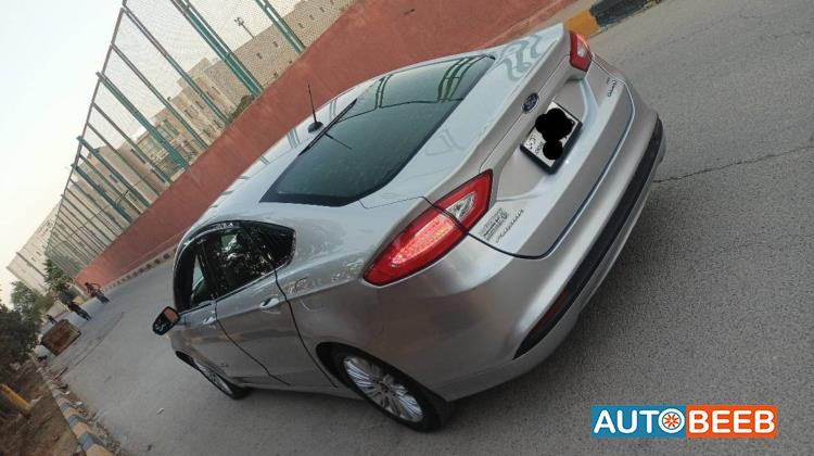 فورد فيوجن 2016