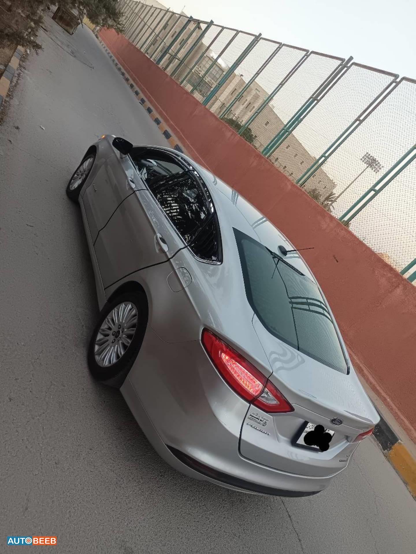 فورد فيوجن 2016