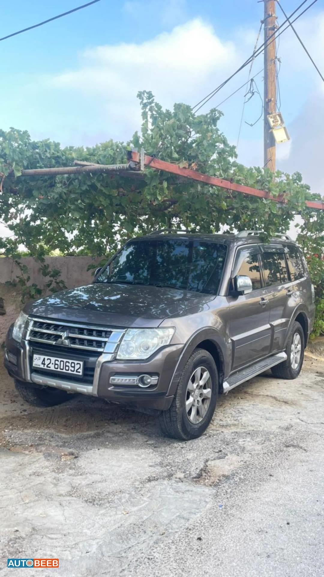 Mitsubishi Pajero 2016