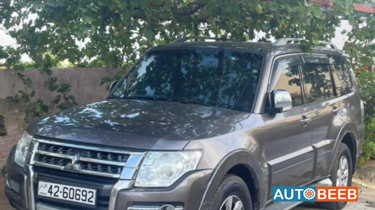 Mitsubishi Pajero 2016