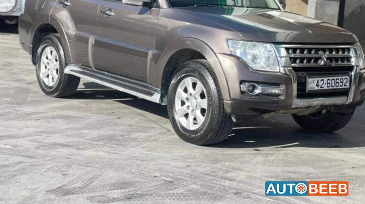 Mitsubishi Pajero 2016