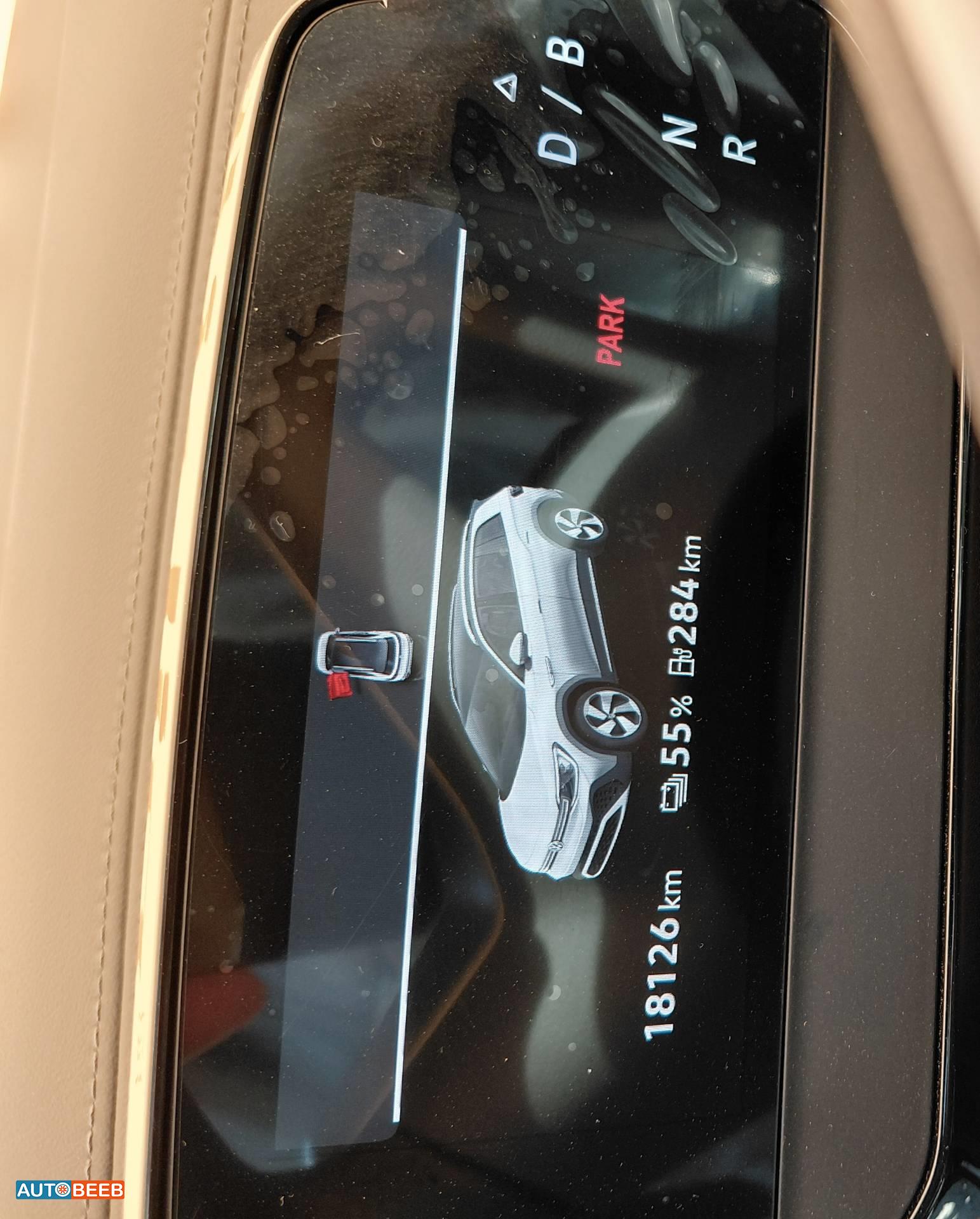 Volkswagen ID.6 2022