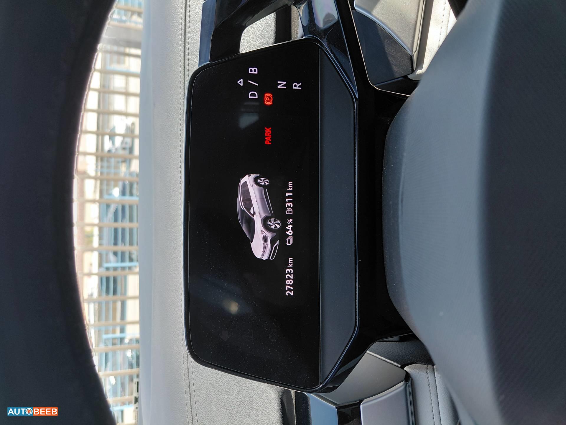 Volkswagen ID.6 2022