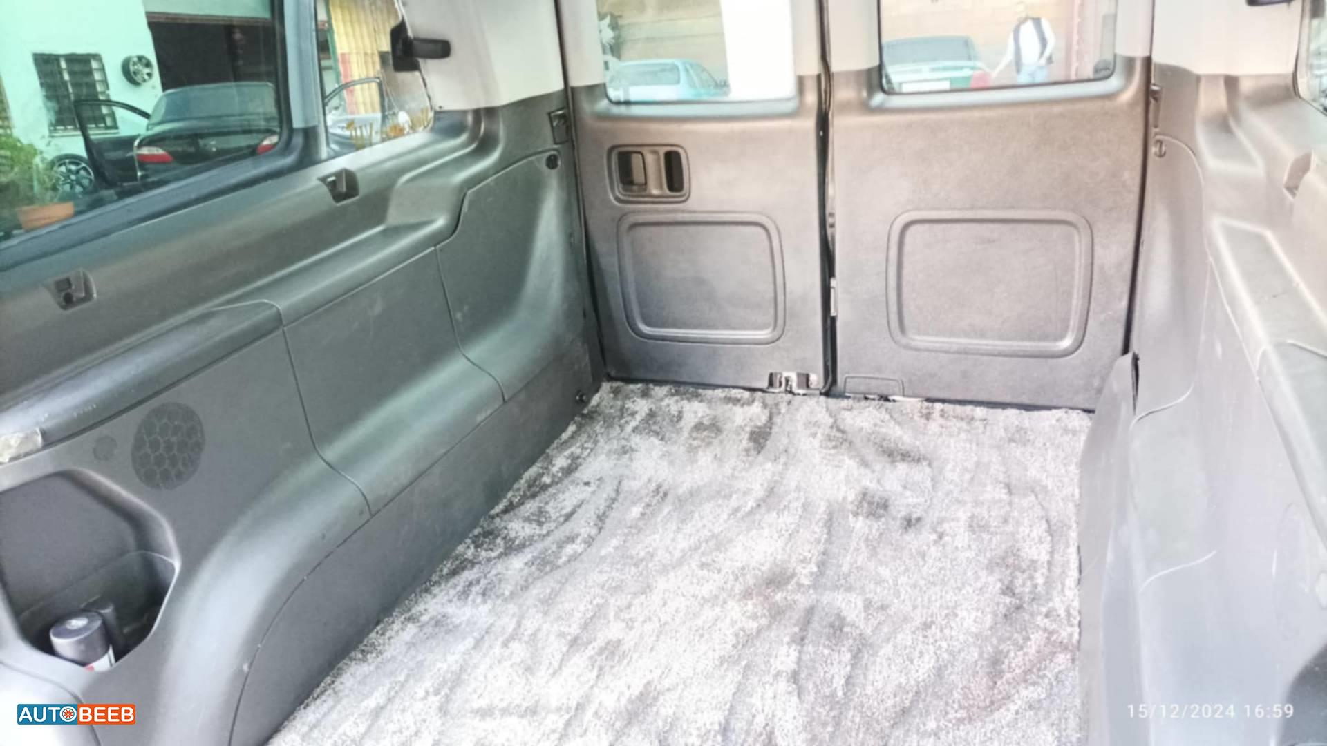 Mercedes Benz Vaneo 2014