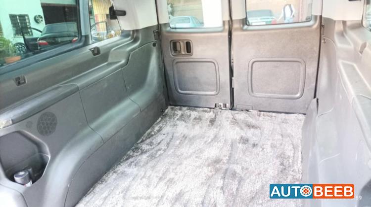 Mercedes Benz Vaneo 2014