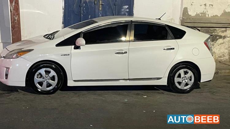 تويوتا بريوس 2011