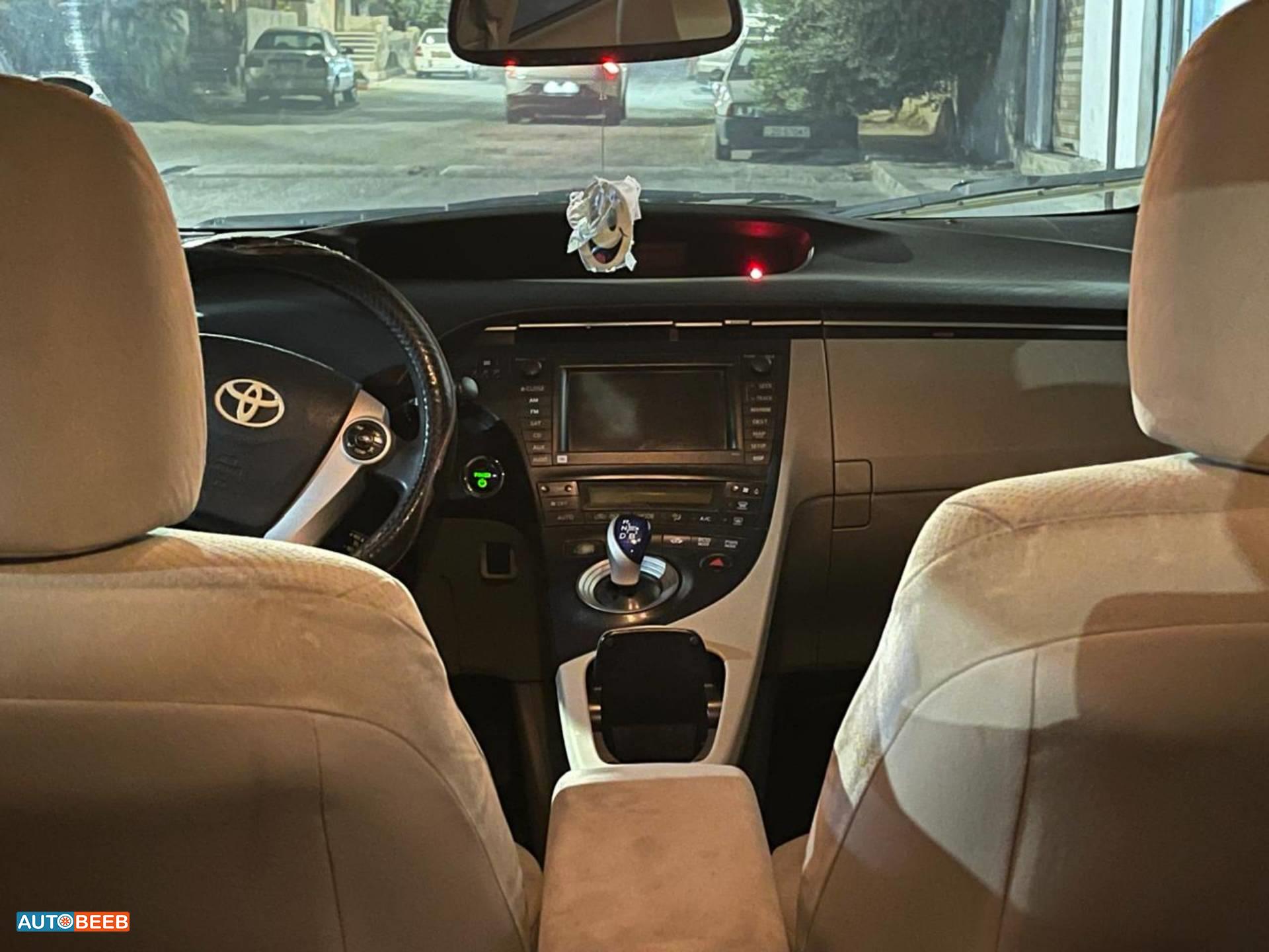 تويوتا بريوس 2011