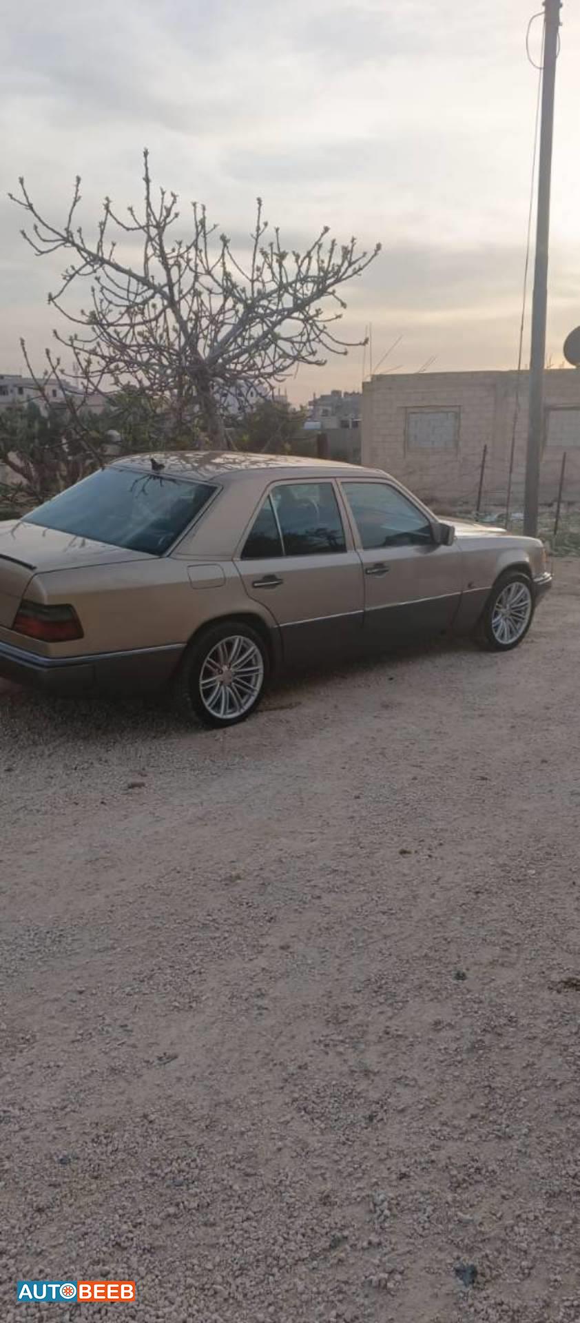 مرسيدس بنز E200 1992