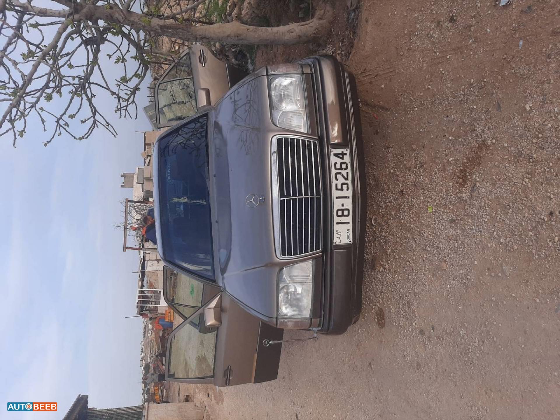 مرسيدس بنز E200 1992